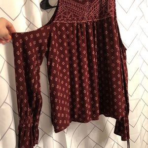 Lucky Brand, cold shoulder top